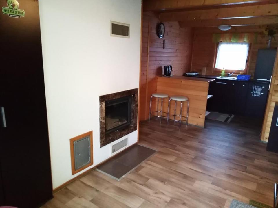 Osrodek Wczasowy "Wczasy Pod Grusza" Hotel Biecz Kültér fotó