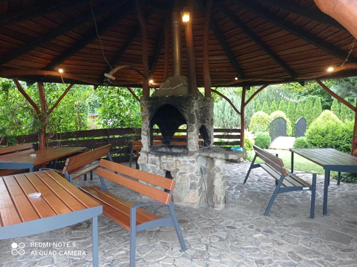 Osrodek Wczasowy "Wczasy Pod Grusza" Hotel Biecz Kültér fotó