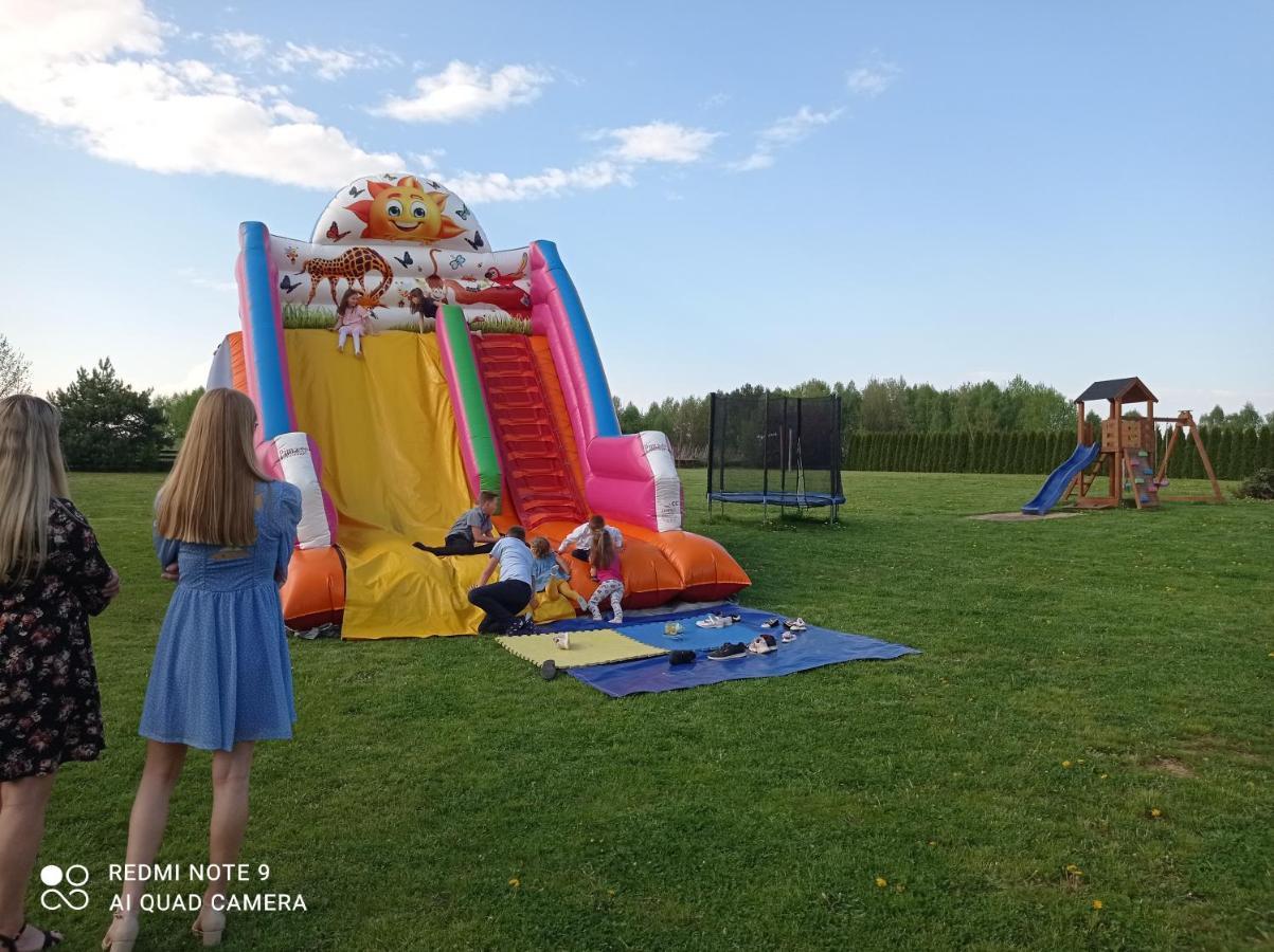 Osrodek Wczasowy "Wczasy Pod Grusza" Hotel Biecz Kültér fotó